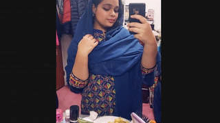 More hot and horny Paki girls in action