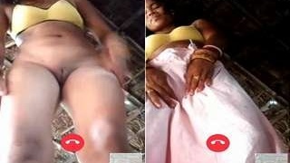 Indian wife reveals her intimate parts to partner on camera