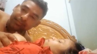 Bangladeshi village wife gives a blowjob on camera