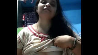 Watch Indiana Bhabhi's steamy MMS videos