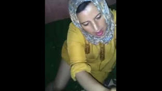 Pakistani bhabhi in hijab gives a sensual blowjob