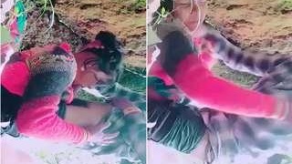 Devar Bhabhi gives a blowjob in the open air