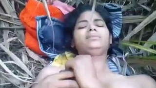 Outdoor sex with a village girl in the jungle