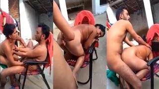 Desi MMS video of Randi's pussyfucking and blowjob in open courtyard