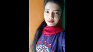 Desi babe pleasures herself in a finger video