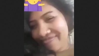 A stunning girl flaunts her naked body in a virtual chat