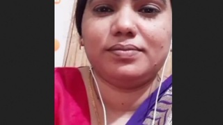 Bhabi with big boobs gets naughty on camera