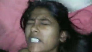 Indian girl gives a blowjob and gets fucked hard