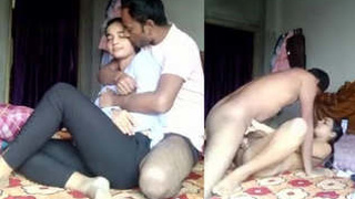 Desi couple caught in the act of fucking in public