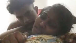 Indian Bhabhi gets fucked in a hot video