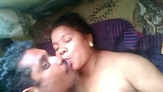 Desi couple gets wild in bed