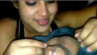 Desi GF gives an amazing oral pleasure experience