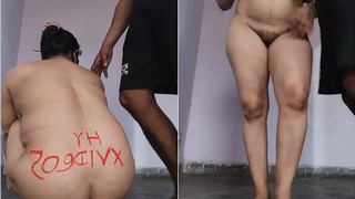 Amateur Indian wife flaunts her boobs and pussy in exclusive video