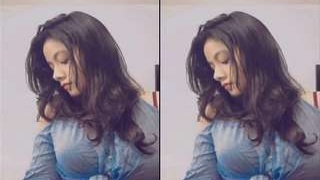 Exclusive video of a cute Lankan girl exposing her breasts
