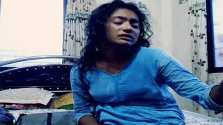 Indian couple has passionate sex in bedroom video