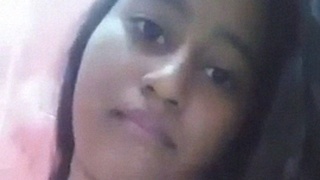 Big-boobed Bangladeshi babe shares nude video