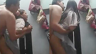 Student gets extra credit by performing oral sex on her teacher