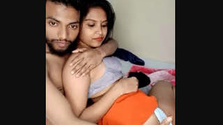 Mahi, an Indian model, engages in cam sex