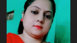 Horny Indian girl masturbates in Marge clips