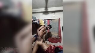 Desi slut gets banged by her roommate in Bangladeshi XXX video