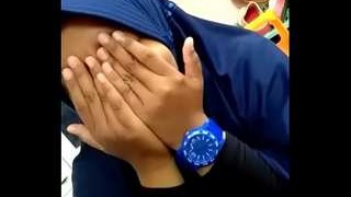 Desi babe gets her pussy fingered outdoors by her boyfriend