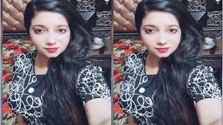 Pakistani amateur exposes her big boobs in exclusive video