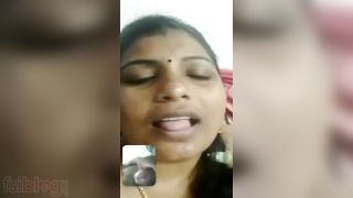 Tamil wife's steamy phone sex chat with her boyfriend in a WhatsApp MMS scene
