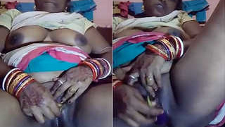 Horny bhabhi teases with brinjal in steamy video