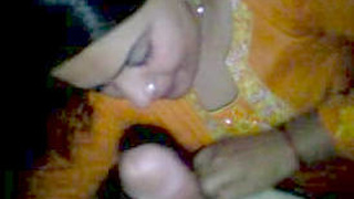 Horny Aunty takes on big cock in new video