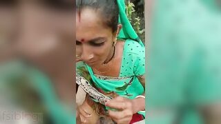 Desi auntie delivers a blowjob in the forest in a village MMS video