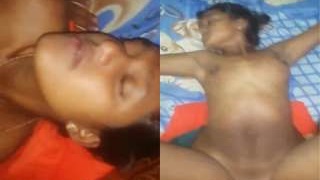 Exclusive video of a Sri Lankan wife getting fucked and giving a blowjob