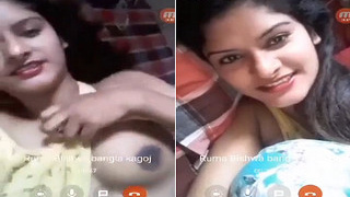 Amateur Indian girl teases with her big boobs and masturbates
