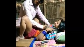 Indian village bhabhi gets fucked and cums hard