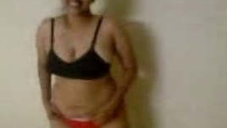 Desi mallu schoolteacher Anuradha's erotic lesson