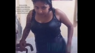 Wet and wild: Ayushi Bhagat's sensual full body bathing session