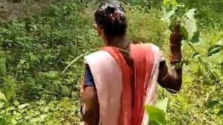 Indian bhabhi gets fucked in the village