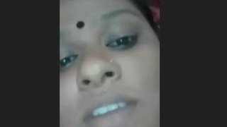 Desi wife reveals her breasts on camera