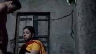 Big boobs and handjobs in a Bengali music video