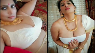 Desi Aunty's exclusive video of exposing her big boobs