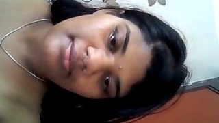 Desi babe films solo video for her friend