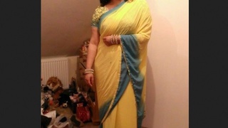 Busty Pakistani girl bares her breasts and pussy for the camera