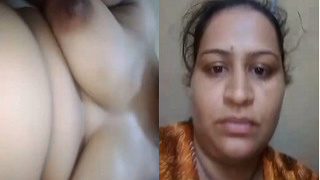 Amateur Indian bhabhi flaunts her boobs and pussy in solo video