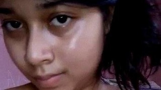 College student shares nude selfie and masturbates on camera