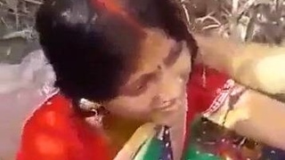 Desi honeymoon sex video with outdoor XXX action