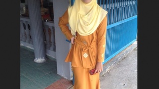Indo hijabi girl in steamy solo session