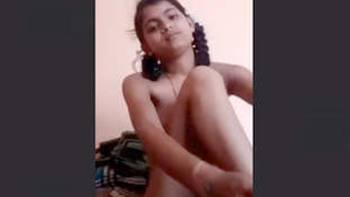 Cute desi webcam girl flaunts her body