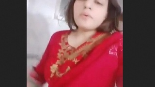 Enjoy the beauty of Alice's pussy in this erotic video