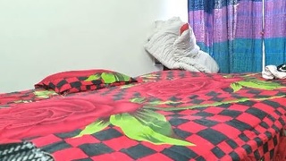 Bengali bhabi fucks boss to promote her husband in hot video