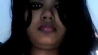Watch a sexy Indian girl unleash her nude body in a solo video