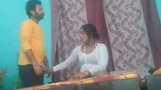 Indian couple gets paid to have sex in a village